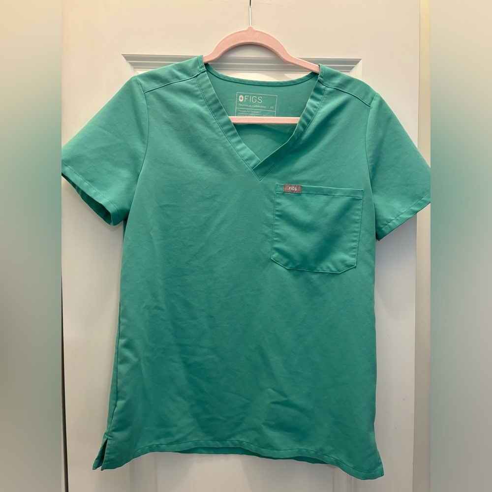 Surgical Green Fig Scrub Top XS